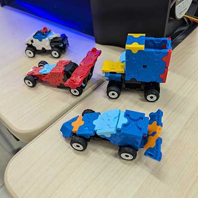 「LaQで見る空気の流れ実験」「VRでお絵描き体験」